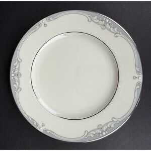 Vintage Noritake "Cousteau" 9782 6.5" Bread & Butter Plate, Grannycore, Cottagec